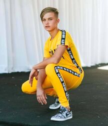 Heisse junge Männer Twink Tube 618428ffbf54c.jpg