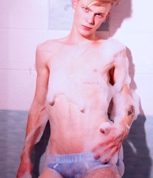 Ivann muss onanieren boys porn 6212353d8379d.jpg