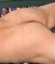 Kellan rubbelt sich zum Orgasmus Gay Porn 622386afe7383.jpg