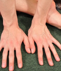Gage bekommt einen kräfigen Orgasmus Gay Porn 622dd1498137b.jpg