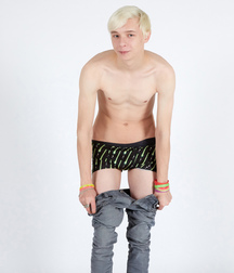 Nash hat Druck und will ficken boys porn 623f3d857bee6.jpg