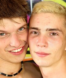 Heiße junge Männer befriedigen sich gegenseitig boys porn 624037a2c4c3c.jpg