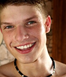 Heiße junge Männer befriedigen sich gegenseitig boys porn 624037c1266be.jpg