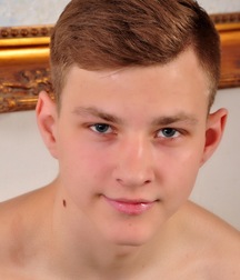 Declan onaniert und ejakuliert boys porn 62483ad3aef32.jpg