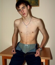 Artem der beste Ficker im Ort Boys Porn 624843e6d628a.jpg