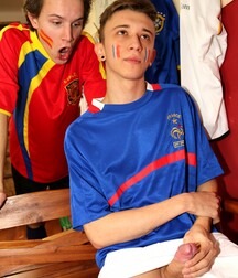 Wichsende boys teens gay porn soccer 62502bf6a0c35.jpg