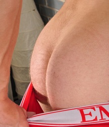 Rhett rubbelt sich und onaniert boys porn 625be5325c0cf.jpg