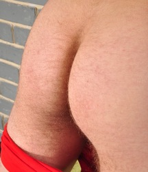 Rhett rubbelt sich und onaniert boys porn 625be540d5bf0.jpg