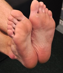 Rhett rubbelt sich und onaniert boys porn 625be5a24f72a.jpg
