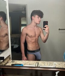 Heiße junge Männer Twink Tube Boys 6277a9ac35318.jpg