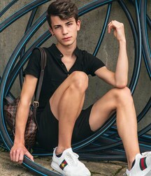 Heiße junge Männer Twink Tube Boys 6277a9ea17356.jpg