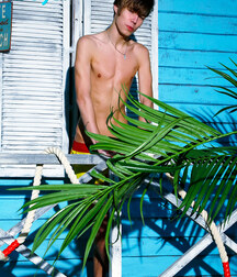 Nicolas hat Druck Boys Porn Beach House 62780dfbd39cd.jpg