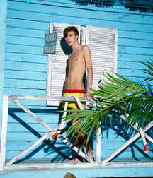 Nicolas hat Druck Boys Porn Beach House 62780e029184a.jpg