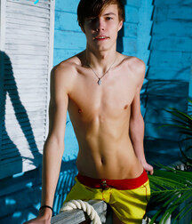 Nicolas hat Druck Boys Porn Beach House 62780e3781e54.jpg
