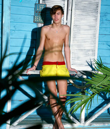 Nicolas hat Druck Boys Porn Beach House 62780e5c56fd9.jpg