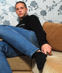 Raylan will ficken und sein Rohr verlegen boys porn 627c0277c5c68.jpg
