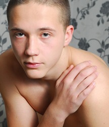 Raylan will ficken und sein Rohr verlegen boys porn 627c02f7ea1c8.jpg