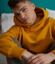 Mike macht alle Schwänze hart boys porn 6280f6296699c.jpg