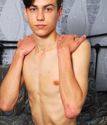 Luca der heisseste Ficker im Ort 628fb3b669734.jpg