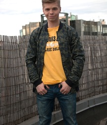 Boys Porn Pierce und sein heisser Ficker 62b1fe6d35611.jpg