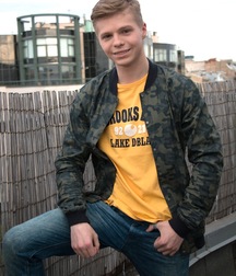 Boys Porn Pierce und sein heisser Ficker 62b1fe6fe405a.jpg