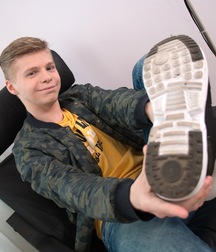Boys Porn Pierce und sein heisser Ficker 62b1febb925bc.jpg
