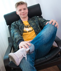 Boys Porn Pierce und sein heisser Ficker 62b2016882ac6.jpg