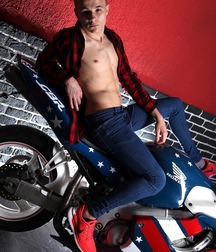 Vadim und sein heisser Penis Boys Porn 62b9f4d23ded8.jpg