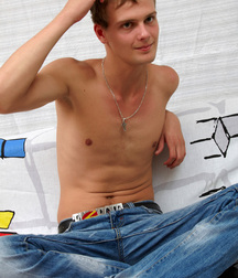 Nikita der mit dem langen Hodensack boys porn 62fa805e6275d.jpg