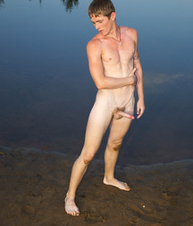 Dirk bekommt einen Harten Boys Porn 62fa89c95e883.jpg