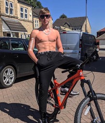 Heiße junge Männer Selfie Twink Porn Boys 62fa91b92e16c.jpg