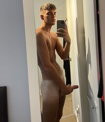 Heiße junge Männer Selfie Twink Porn Boys 62fa9211ba6a6.jpg