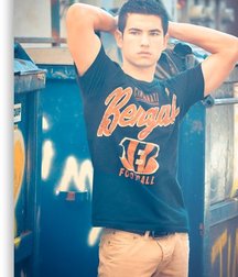 Vadim Black 01 5c94208b08576.jpg