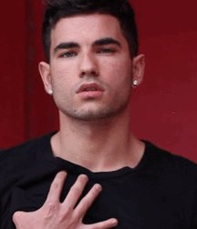 Vadim Black 01 5c9422ad70e26.gif