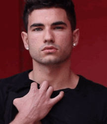 Vadim Black 01 5c9422f7358e0.gif