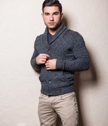 Vadim Black 01 5c9425ca15478.jpg