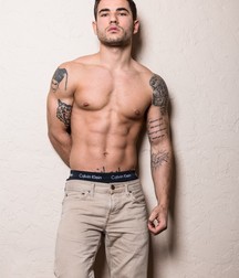Vadim Black 01 5c9425d9a8487.jpg