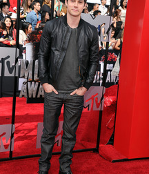 Dylan Celebrity Boy OBrien 604d281459f57.jpg