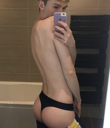 Bare Ass & Briefs 5d5ed37b0180e.jpg