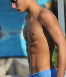 Sexy Swimmers 5d8c80714fb15.jpg