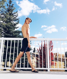 Sexy Boys Feet 5d90c698b1549.jpg