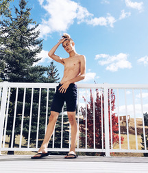 Sexy Boys Feet 5d90c6a75b3bb.jpg