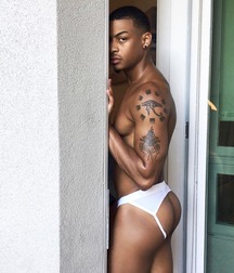 So Much Ass 5d94e5d261285.jpg