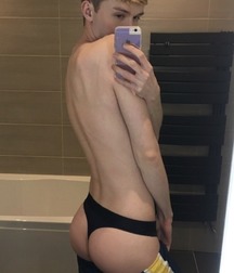 So Much Ass 5d94e5f24a721.jpg