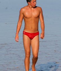 Mostly Speedos 5d963c88978c1.jpg