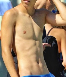 Mostly Speedos 5d963ca20d32c.jpg