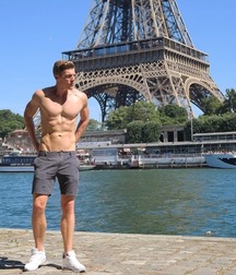 RANDOM DUDES 5c76c866d2676.jpg