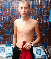 Alex 5ca647bb21f0d.jpg