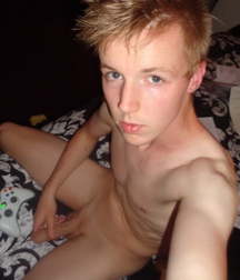 lovely blondes 5cb3694a26542.jpg