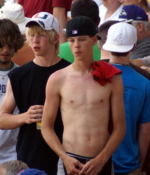 boys mix 5d19eef0c832c.jpg